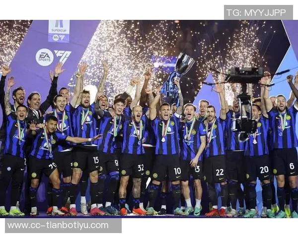 国米与那不勒斯关注20岁右后卫帕莱斯特拉引发转会热潮 国米与那不勒斯关注20岁右后卫帕莱斯特拉引发转会热潮